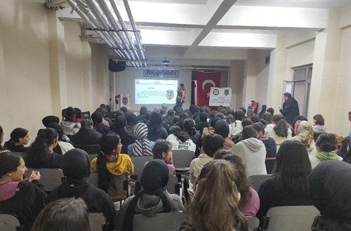 Güvenli Okul Güvenli Gelecek Projesi Kapsamında Bilgilendirmeler Devam Ediyor 